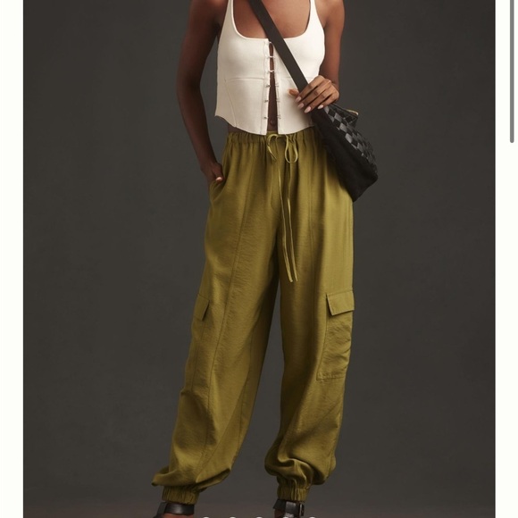 Anthropologie Cargo Parachute Pants Moss Green Pockets Drawstring Jogger M NEW - Picture 1 of 16